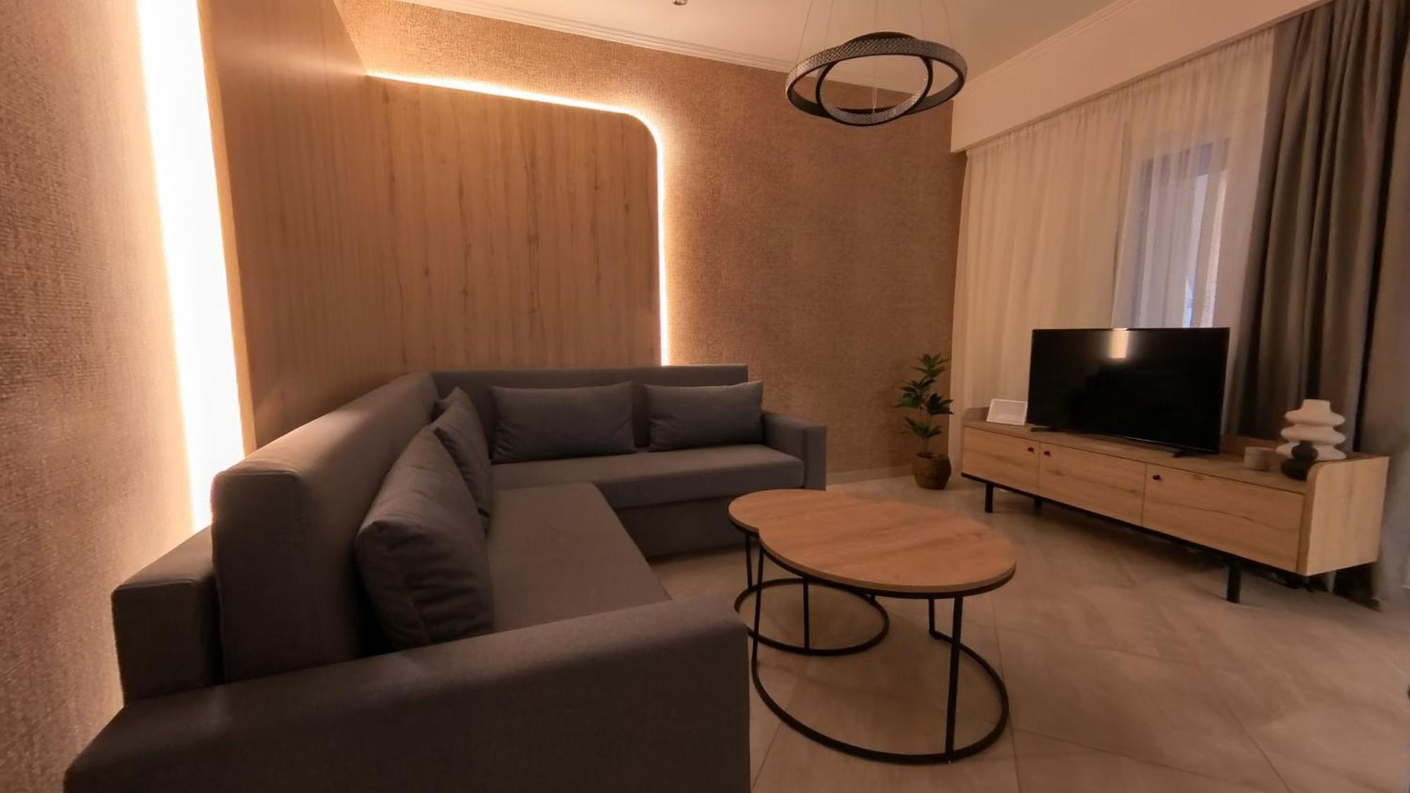 Mouson Luxury Suite With Free Private Parking Cavala Exterior foto