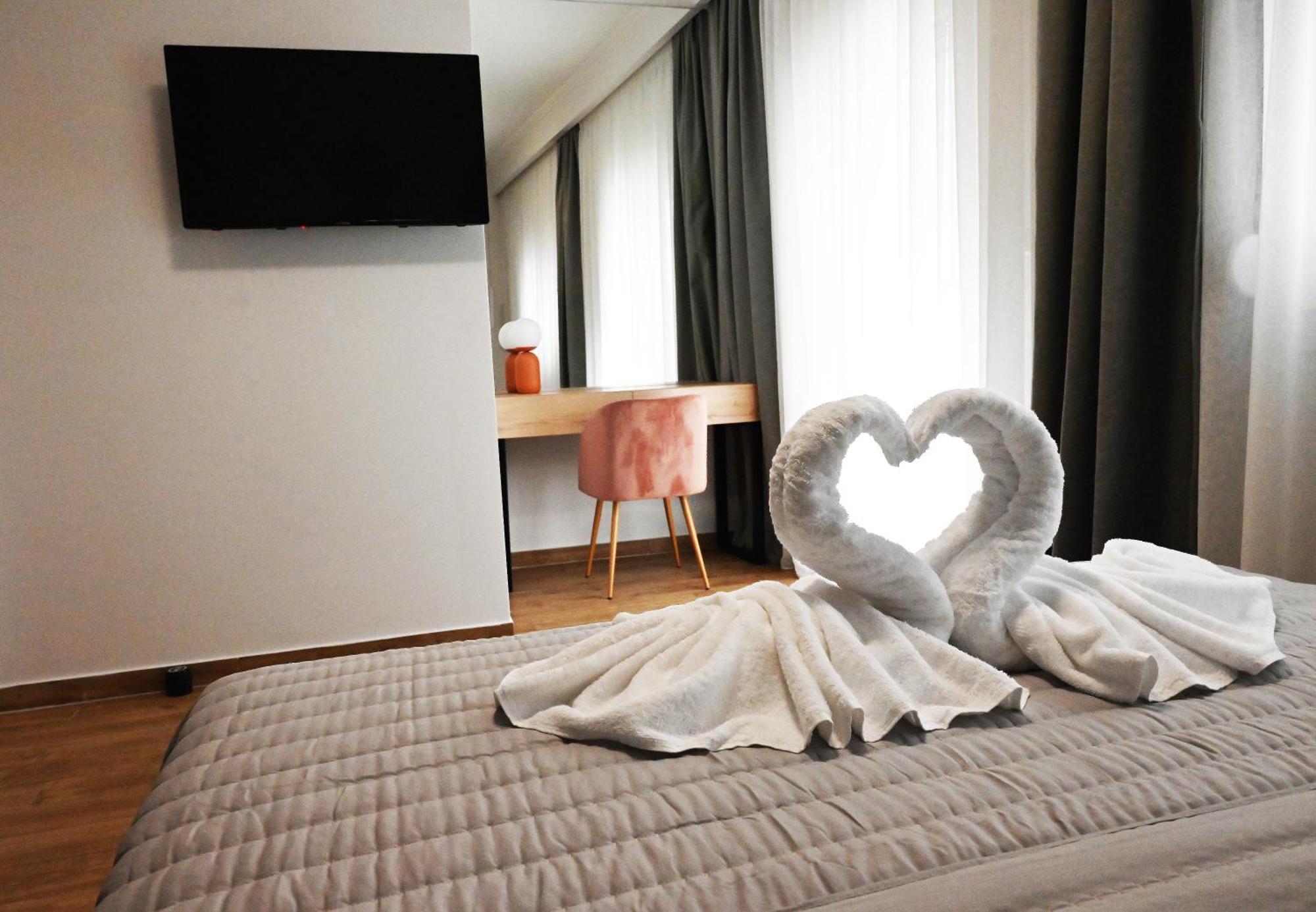 Mouson Luxury Suite With Free Private Parking Cavala Exterior foto
