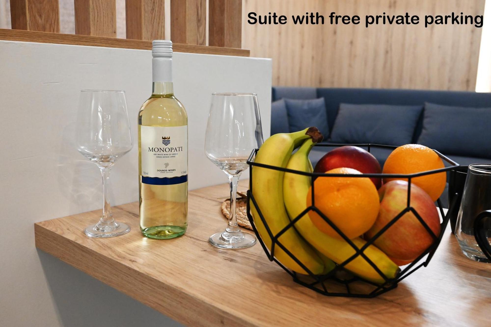 Mouson Luxury Suite With Free Private Parking Cavala Exterior foto
